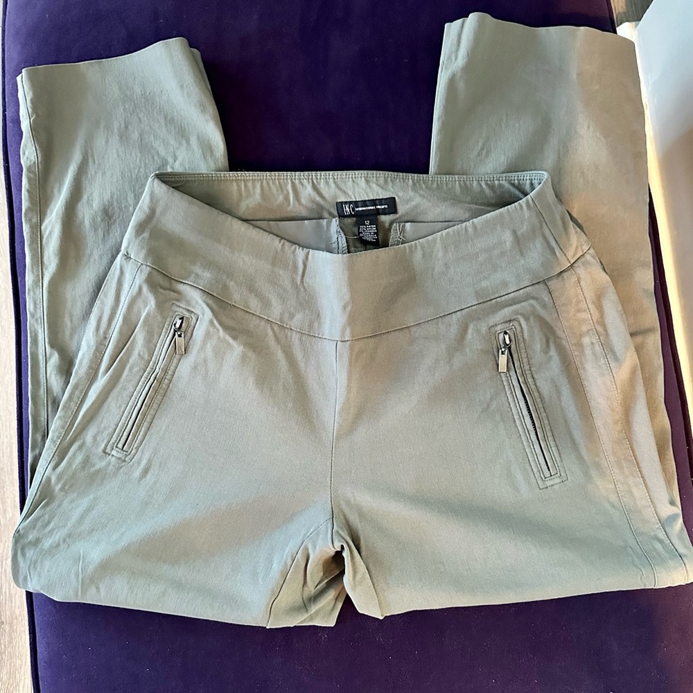 Olive Green - Stretch INC Cropped Pants